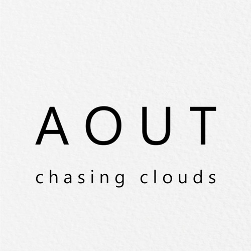 Août - Chasing Clouds
