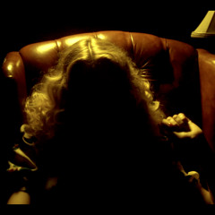 Lady Vampire (96KHz/24-bit)