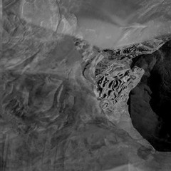 Premiere: Foxmind - Love Is Subjective [Earth Movement]