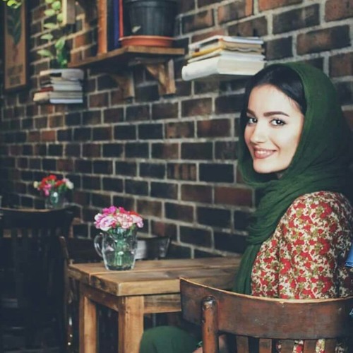 محمد عدوية" دي اللي خدتني مني " لقد بعثها الحُب بعثاً جديداً فإن فِ قلبُها ينابيعٌ لا تنتهي