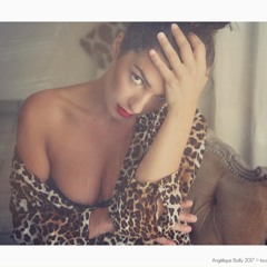 Kus - Mais Certainement Madame!