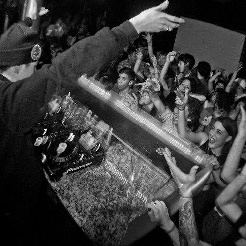 RIDDIM OF THE FEARLESS [BATIKZ EDIT]