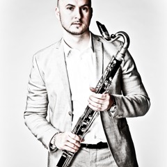 SPYCTRONIX plays "Filthy McNasty"