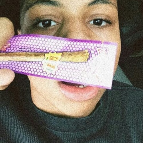 she thinks i love her but i dont... (prod.nonbruh)