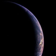 2017 - 08 - 03 20h58m50 Tom King )
