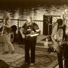 Blacktop Mojo Live At Lago Del Pino 7/4/17