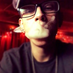 Jake Linux - Gucci Belt