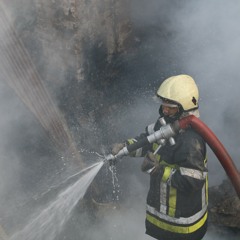 Massive fire engulfs Yeti Carpet factory in Bhaktapur . A massive fire tore through Sallaghari-based Yeti Carpet factory in Itapa of Bhaktapur Municipality-2 on Saturday night.   Factory Manager Dharmendra Yadav said the blaze erupted at around 11 pm on S