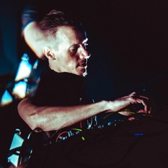 Eran Aviner - Live at EDGE April 2017 - Hernan Cattaneo & Guy J Warmup