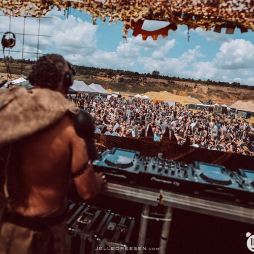 Dj Antonio Pinelas @ Thé Dansant Mad Max