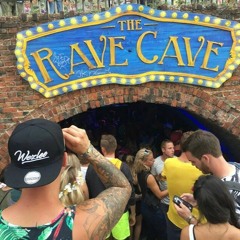 Wezlee at Rave Cave, Tomorrowland 2017