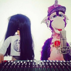 Kyrian'sComingUpHard