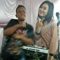 OM SERA - TANGISE SARANGAN - VIA VALLEN.mp3