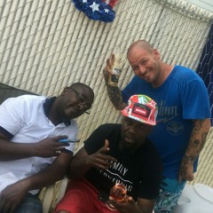 Crunch Lo ft Lounga Lo barely breathing.