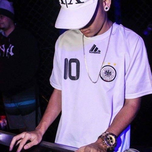 MC LUIZINHO - MC GW - MC RICK - CARNAVAL JÁ TÁ CHEGANDO {GUI M@RQUES E VITIN MPC} MALADAAAA