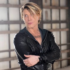 Chorus & Verse with John Rzeznik teaser: Chad Kroeger Interview
