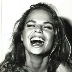 No.1 - Gülmek için