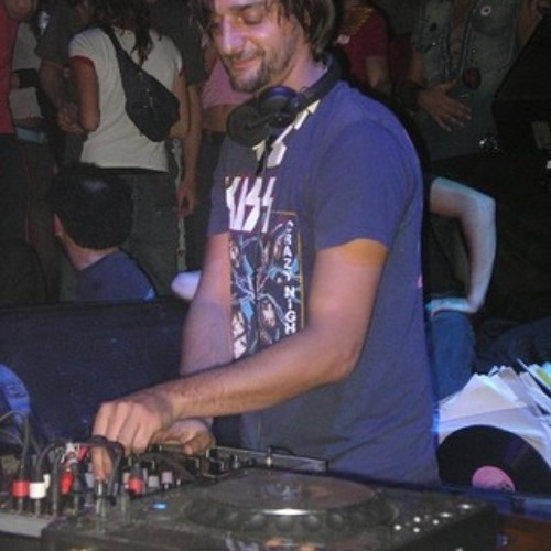 Ricardo Villalobos @ Voltt, Paradiso, Amsterdam - 2004 - 02 - 07 - Part 1