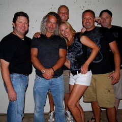 Soak Up The Sun, Sheryl Crow Cover - The Echo Station Live at Bella Vita