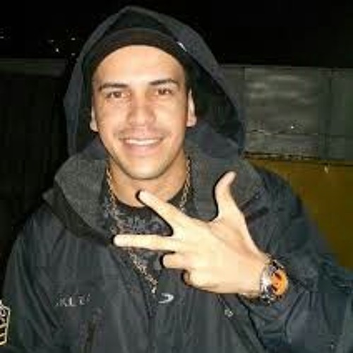 MC PRIMO - PRESENTE DE UM FILHO ( 128kbps ).mp3