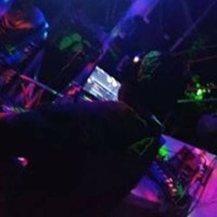 me-quedare-en-tus-recuerdos-agrupacion-fragancia-dj-willy.mp3