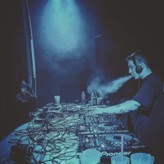 MAGENTA - 1 STEP (FREE DOWNLOAD)