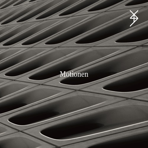 B1 Motionen - Inveterate Listener