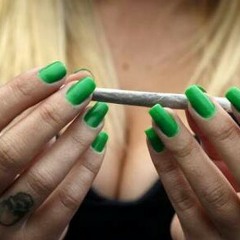 MC PKAZINHO & MC AK = QUE MACONHA NOVINHA