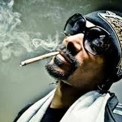 Snoop Dogg - Dis Finna Be A Breeze