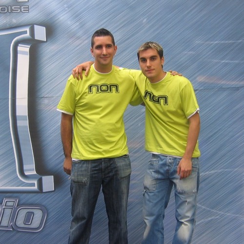 Dj CaRRaS & Dj NeSkEt Un Dia Mas - Ue Ueeee (2007)