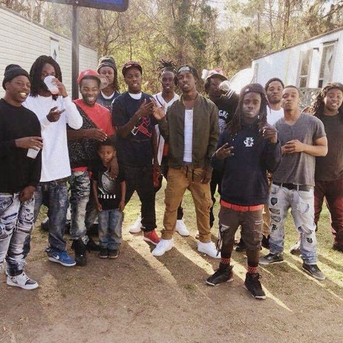 Hunta Gang Feat. Peso Sav - Lethal Weapon