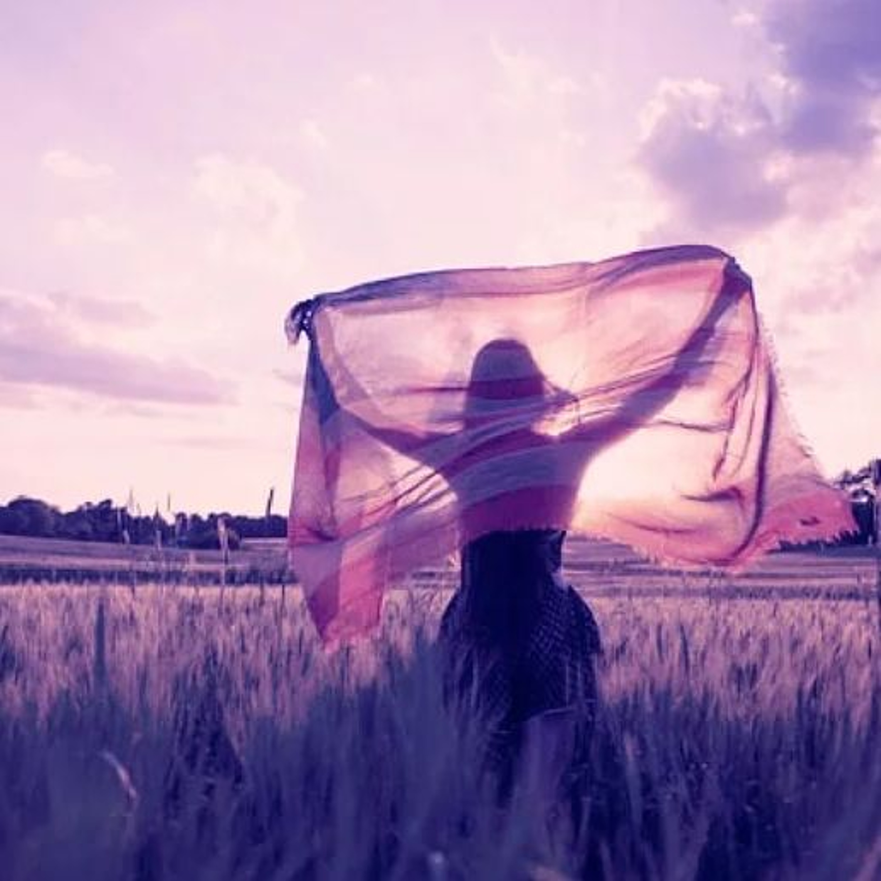 Get to know the Pretty Politics Podcast - INTRO