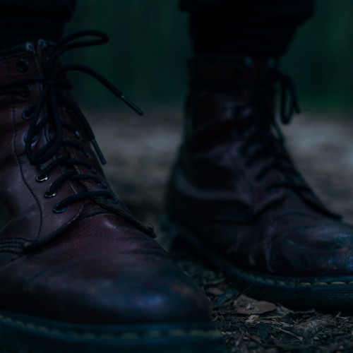 Michael Malarkey - Uncomfortably Numb