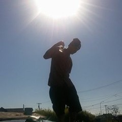 iLL-USiON - Who Em I ?