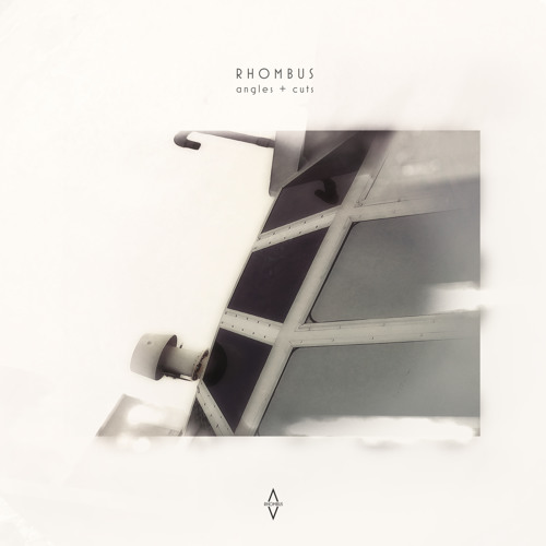 Premiere: Iain Howie - Under The Stars (Original Mix){Rhombus}