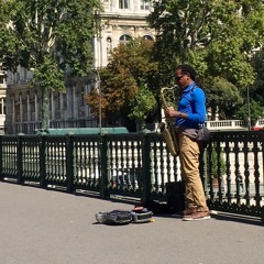Saxophone on the Pont D'Arcole