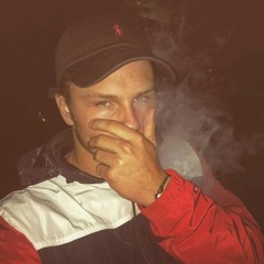 Young Reckless - She's A Baddy Feat. CashMoneyAP (Prod. By CashMoneyAP)