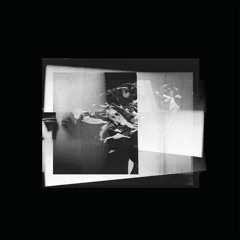 Premiere: Michael Wells - Three Marks of Existence