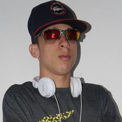 DJ RENATINHO - MEDLEY BAILE DA BK [LONE , FP , VM, PEDRIN DO ENG E OUTROS] OK