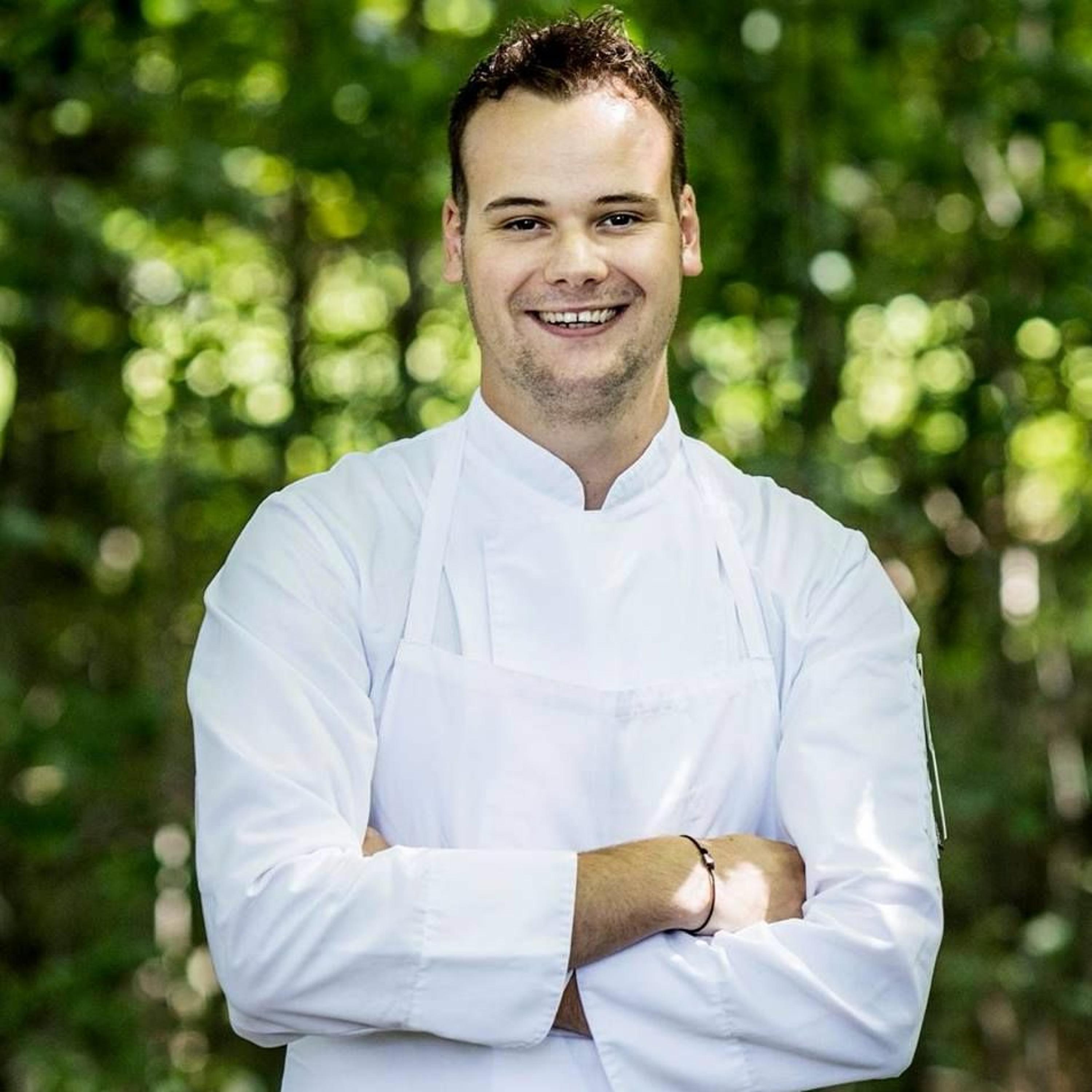 Interview de Nicolaj Christiansen - Chef des cuisines du restaurant Tree Top episode artwork