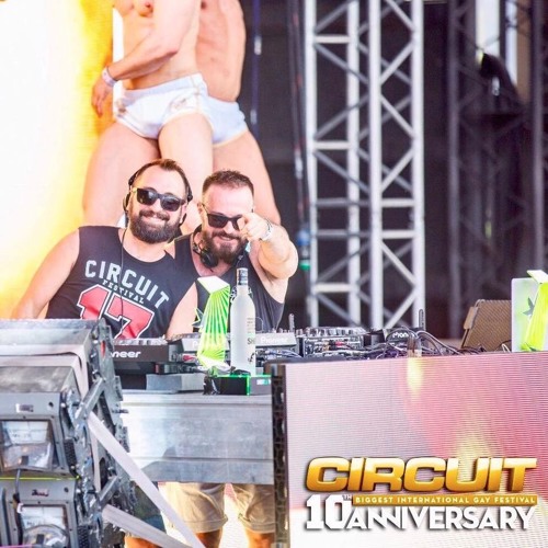 IVAN GOMEZ & NACHO CHAPADO B2B LIVE SET at CIRCUIT FESTIVAL WATERPARK DAY (15 Aug 2017 Barcelona)