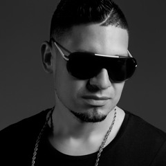 Fantasias Vs Hold You _ Rauw ft Farruko x Gyptian  - Dj Maykon Extended (MASHUP)
