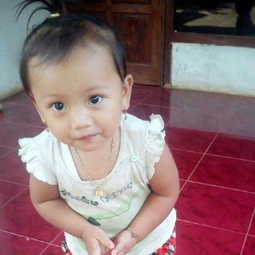 Tasya Palapa Payung Hitam Sekali