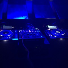 LORENZO CAPESTRO DJ-TECH_HOUSE mini mix