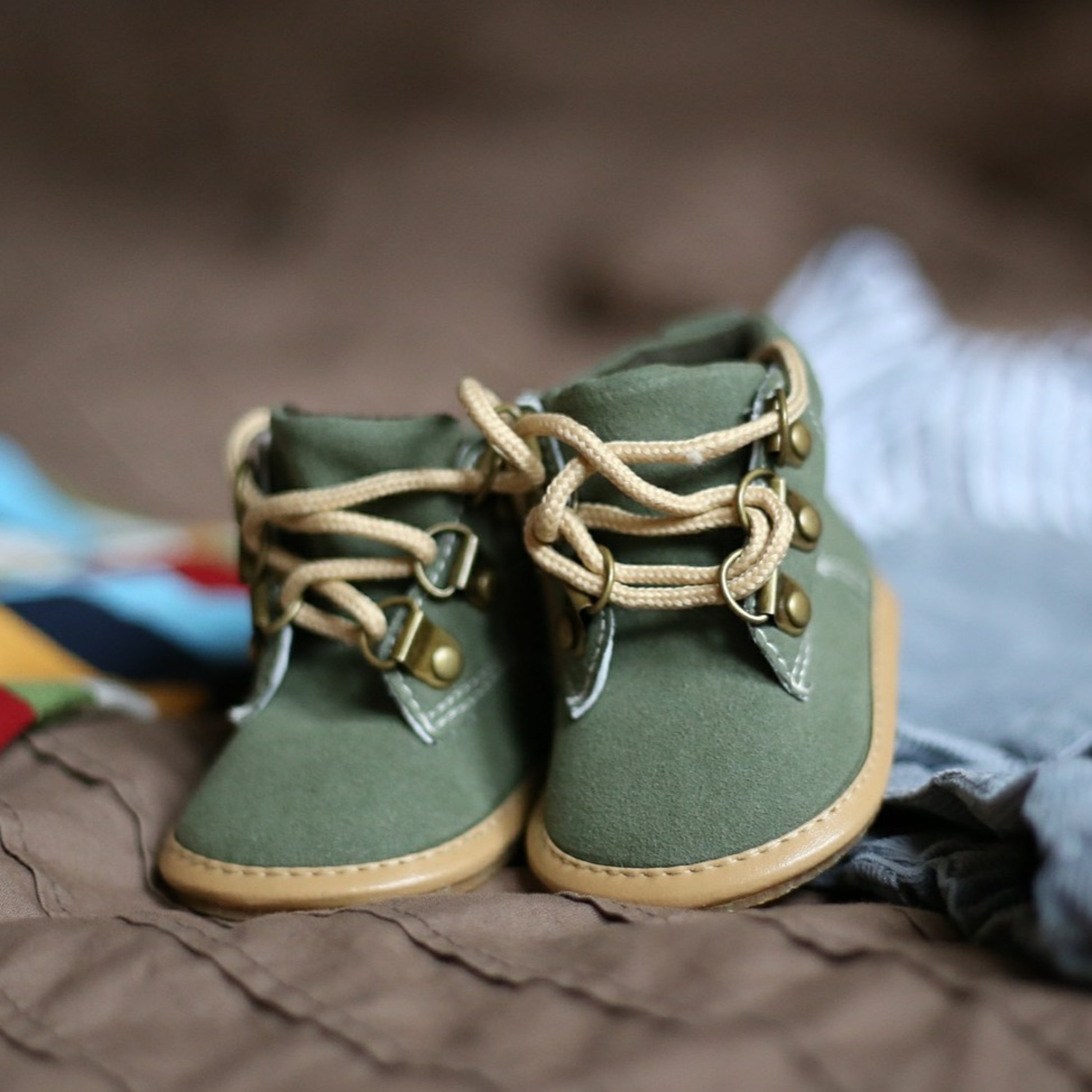 Episode 1 - Children's shoes episode artwork