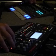 Crossbreed - My first Live with Techno DSI Tempest & Elektron Octatrack
