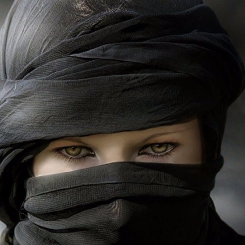 Kadir İnan & Hilberinah - Muaqly