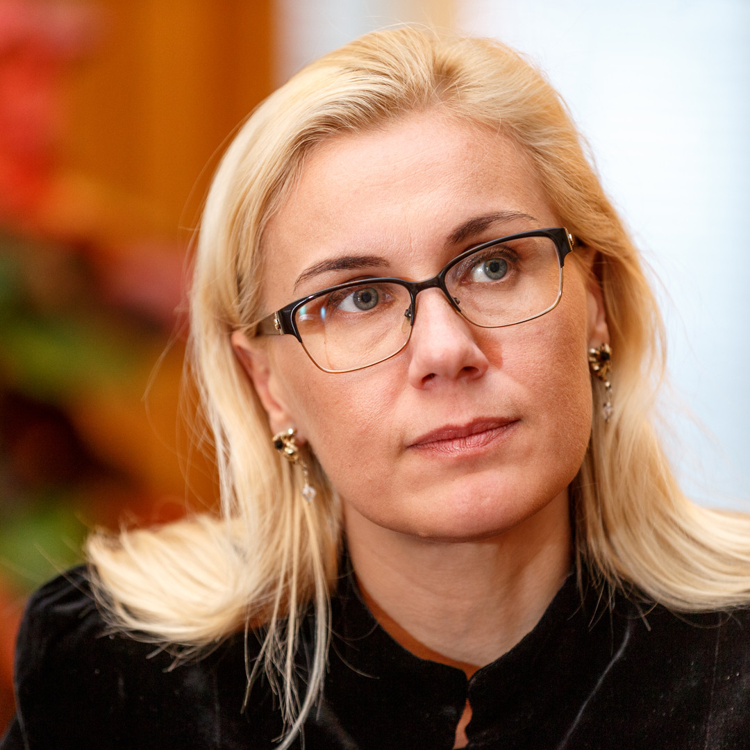 Stream Minister külas: Kadri Simson by Äripäeva raadio | Listen online ...