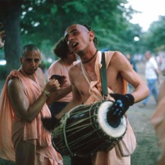 Visnujana Swami - Hare Krishna Kirtan