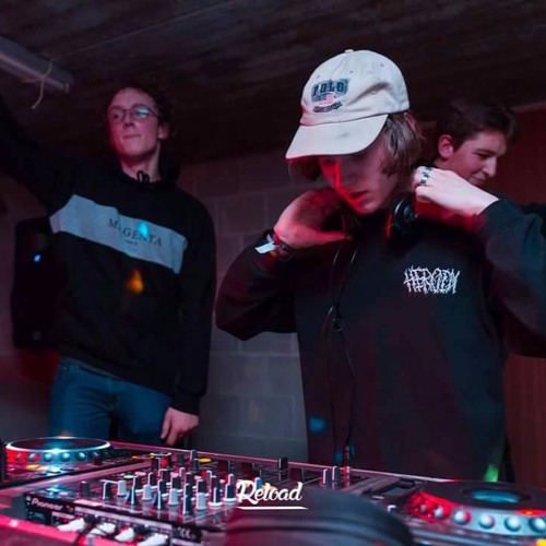 MASSIVE (VIP)